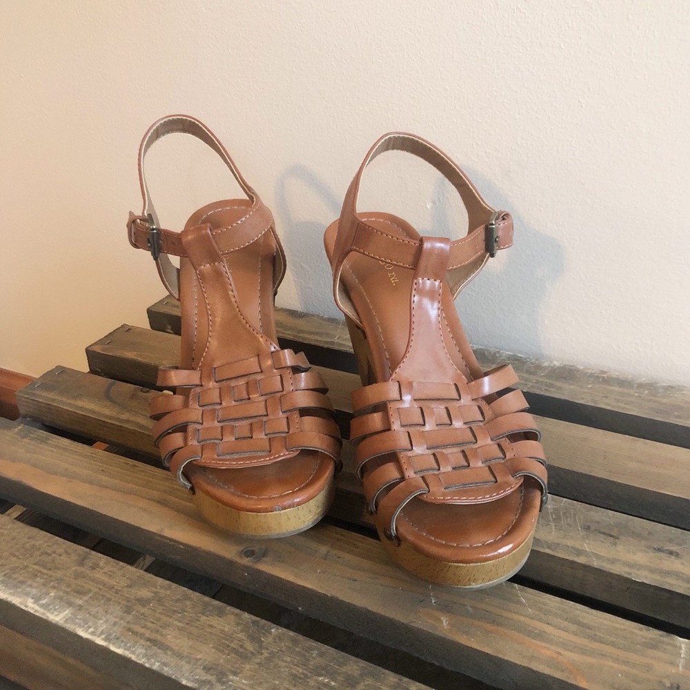 Francesca’s Collections | indigo rd. Heel Sandals - Picture 2 of 7